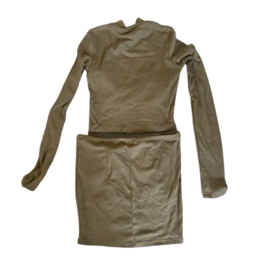 Olive Green Long Sleeve Top and Skirt Set - Picture 2 of 2